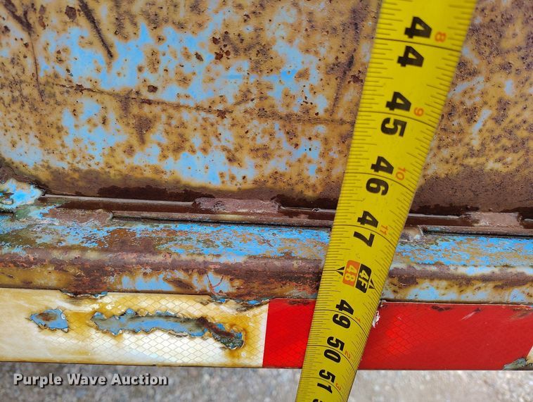 image for item EH0282 1999 Shop built dump trailer