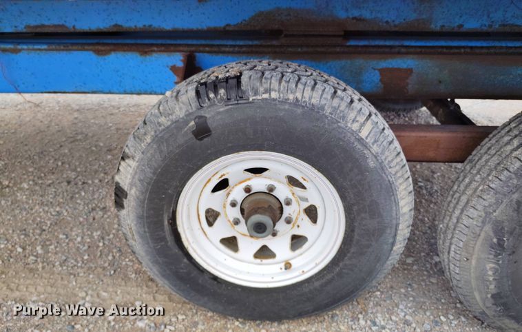 image for item EH0282 1999 Shop built dump trailer