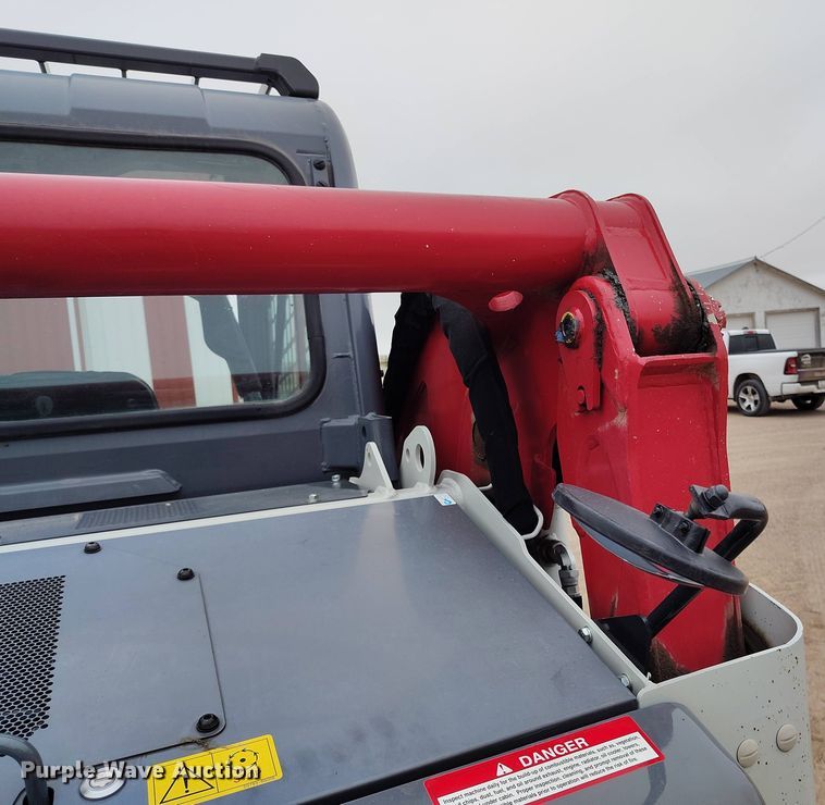 image for item EH0283 2023 Takeuchi TL10V-2 tracked skid steer loader