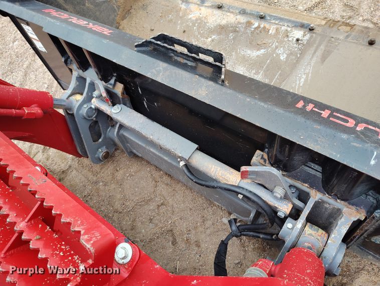 image for item EH0283 2023 Takeuchi TL10V-2 tracked skid steer loader