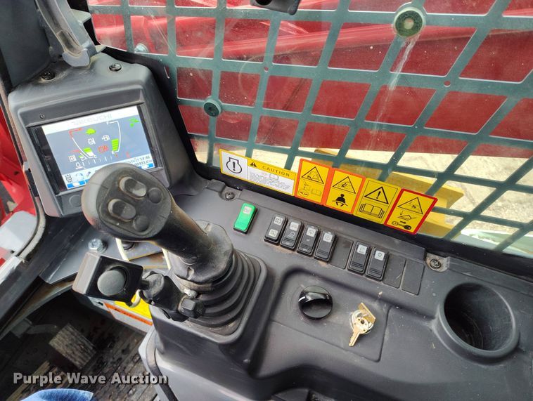 image for item EH0283 2023 Takeuchi TL10V-2 tracked skid steer loader