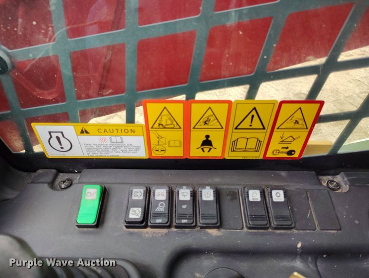 image for item EH0283 2023 Takeuchi TL10V-2 tracked skid steer loader