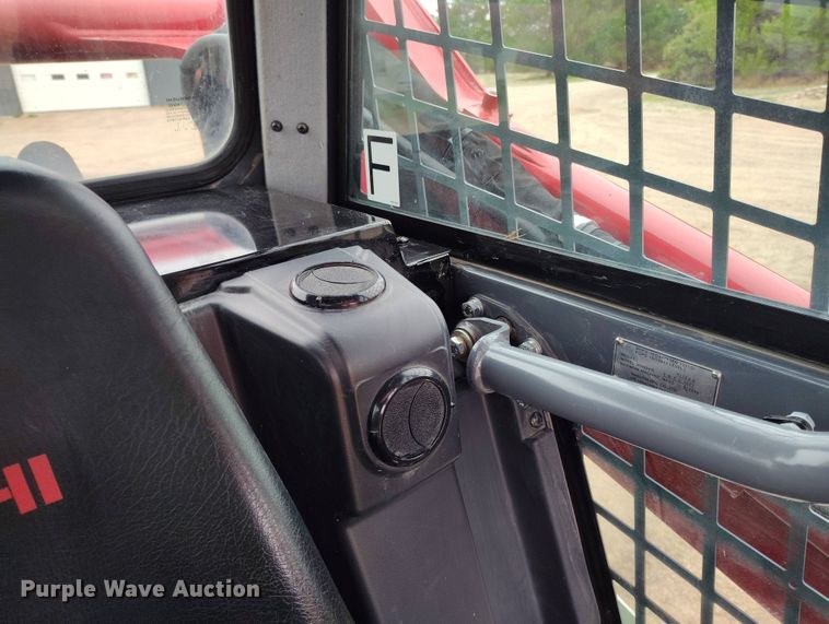 image for item EH0283 2023 Takeuchi TL10V-2 tracked skid steer loader