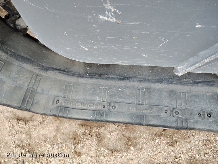 image for item EH0283 2023 Takeuchi TL10V-2 tracked skid steer loader