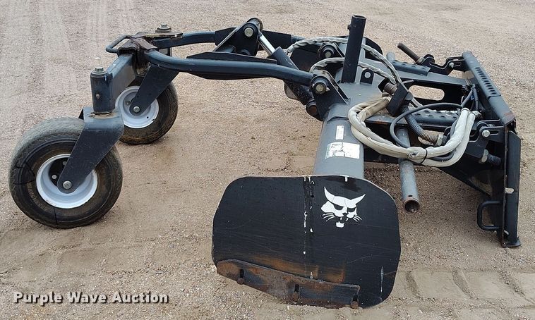 image for item EH0284 2013 Bobcat Box Blade Laser skid steer box blade