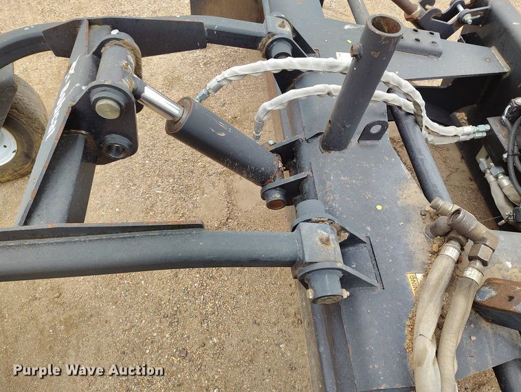 image for item EH0284 2013 Bobcat Box Blade Laser skid steer box blade