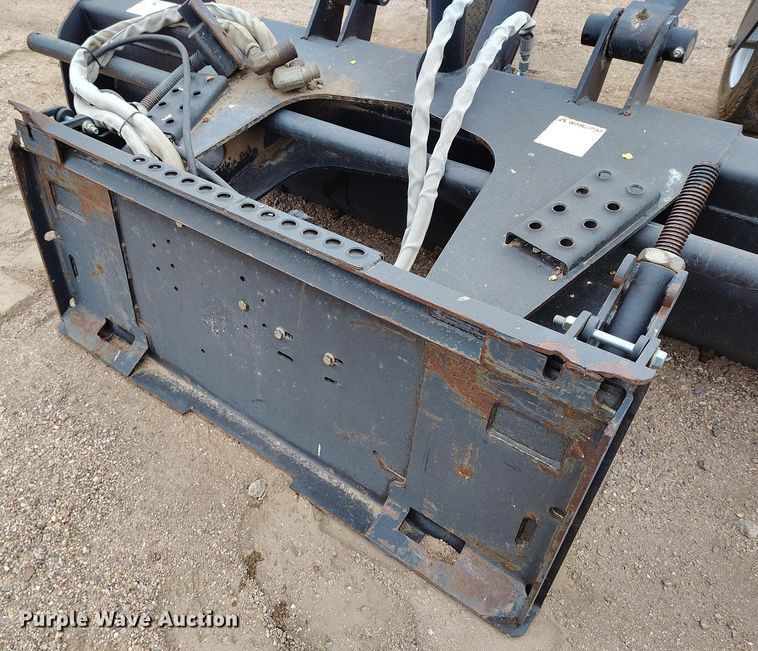 image for item EH0284 2013 Bobcat Box Blade Laser skid steer box blade