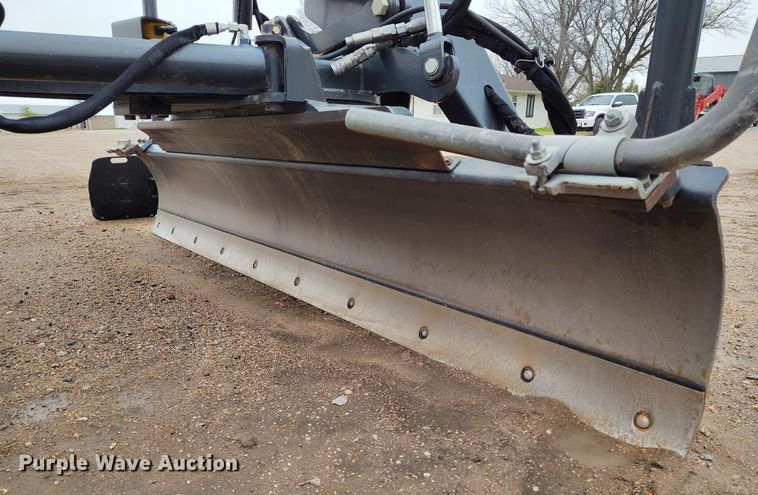 image for item EH0285 2016 Bobcat Grader 108 skid steer grader