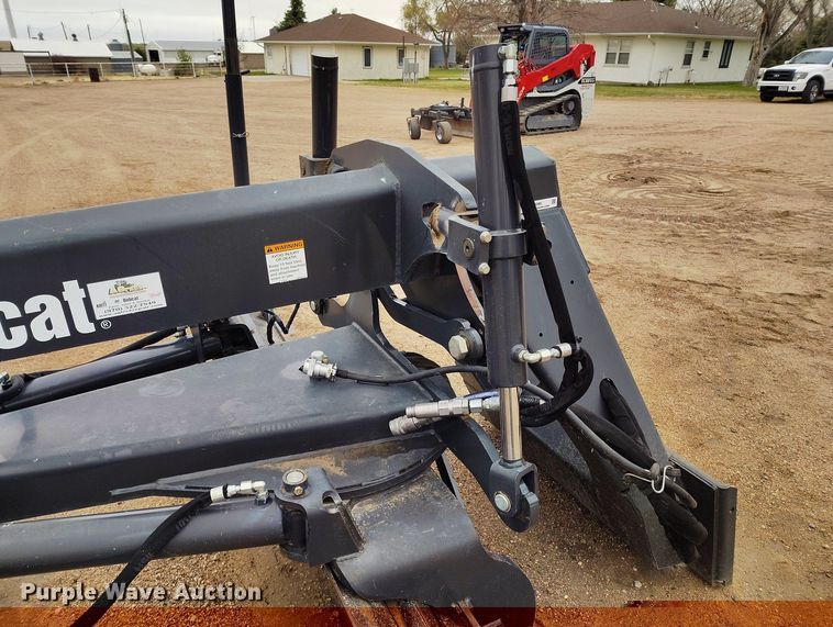 image for item EH0285 2016 Bobcat Grader 108 skid steer grader