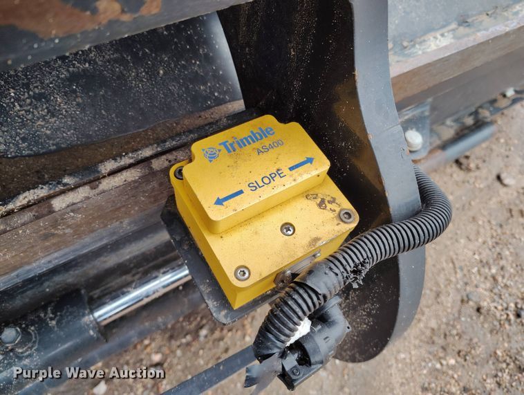 image for item EH0285 2016 Bobcat Grader 108 skid steer grader