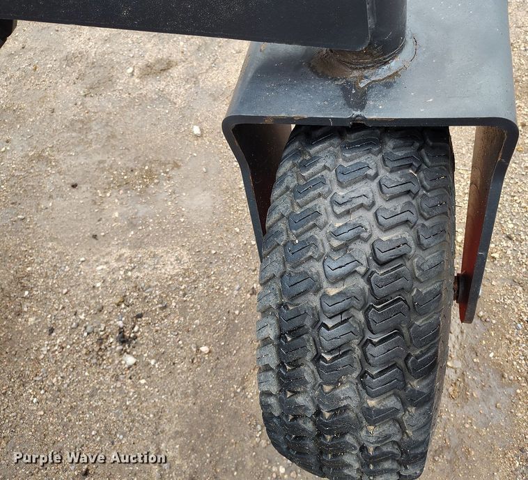 image for item EH0285 2016 Bobcat Grader 108 skid steer grader