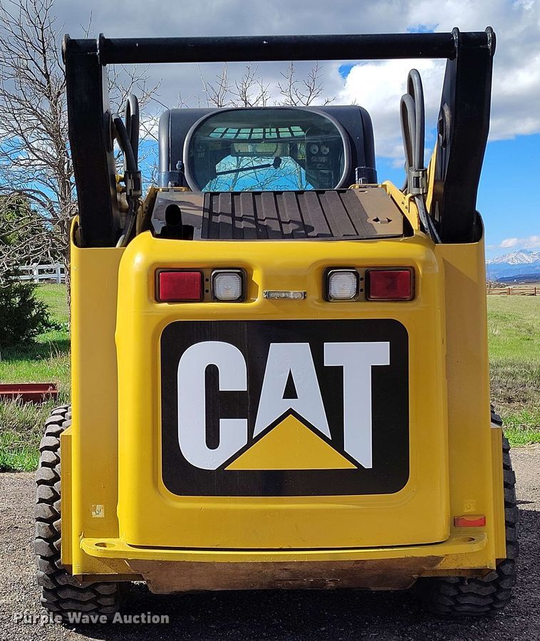 image for item EH0290 2007 Caterpillar 262C skid steer loader