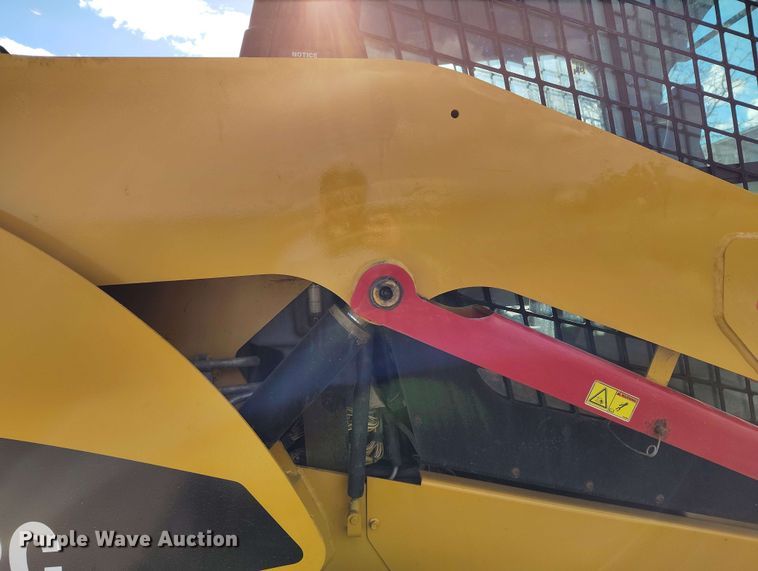 image for item EH0290 2007 Caterpillar 262C skid steer loader