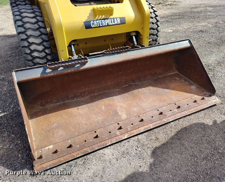 image for item EH0290 2007 Caterpillar 262C skid steer loader