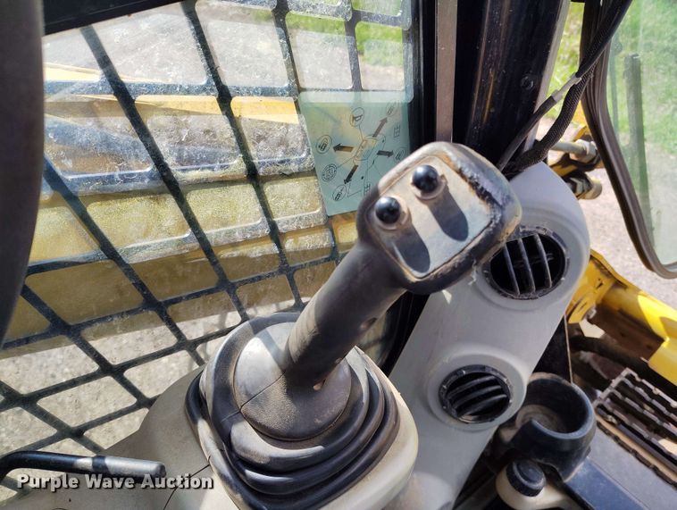 image for item EH0290 2007 Caterpillar 262C skid steer loader