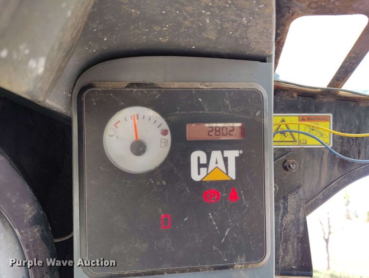 image for item EH0290 2007 Caterpillar 262C skid steer loader