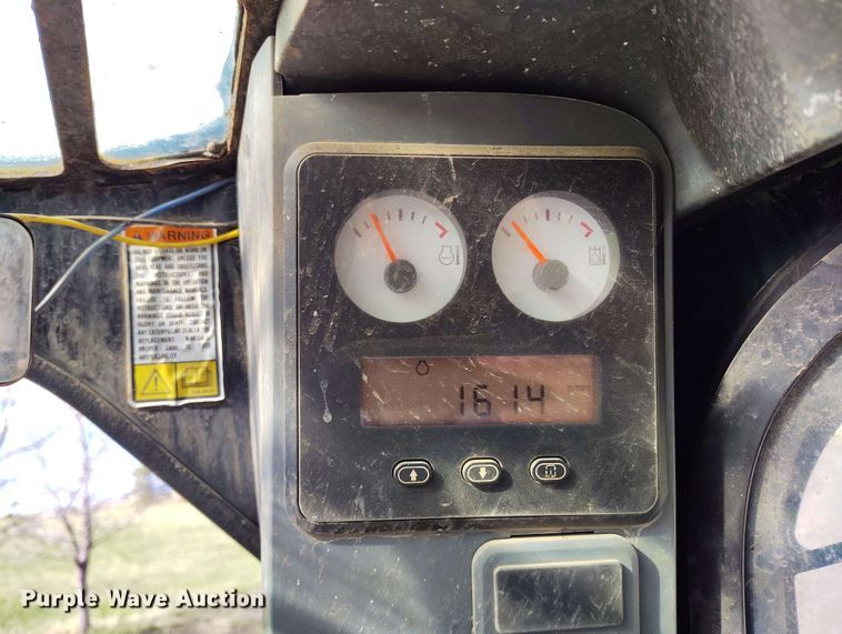 image for item EH0290 2007 Caterpillar 262C skid steer loader