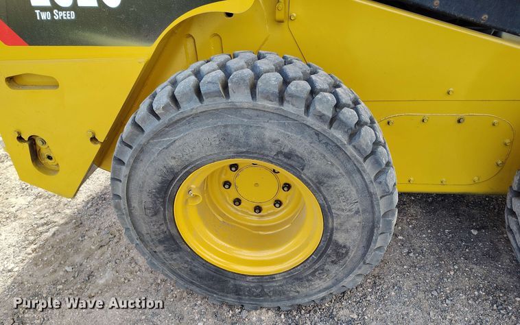 image for item EH0290 2007 Caterpillar 262C skid steer loader