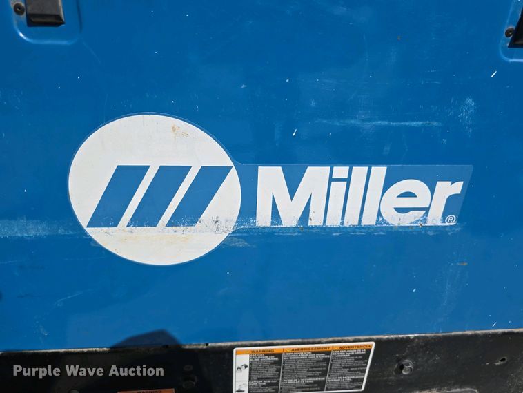 image for item EH8862 Miller Bobcat 250 EFI welder/generator