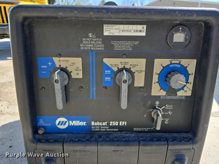 image for item EH8862 Miller Bobcat 250 EFI welder/generator