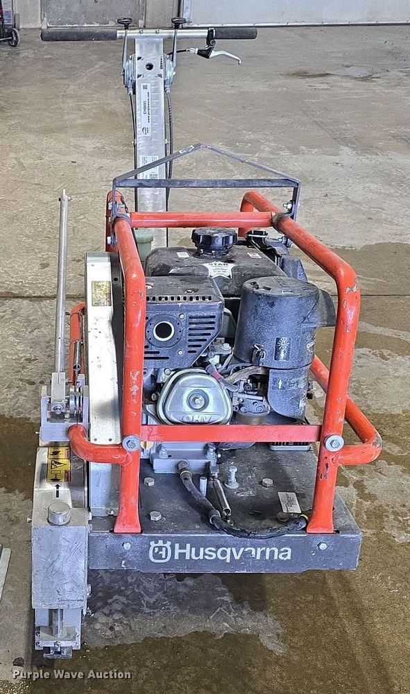 image for item EH8893 2022 Husqvarna Soff-Cut 2000 concrete saw