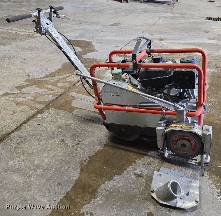 image for item EH8893 2022 Husqvarna Soff-Cut 2000 concrete saw