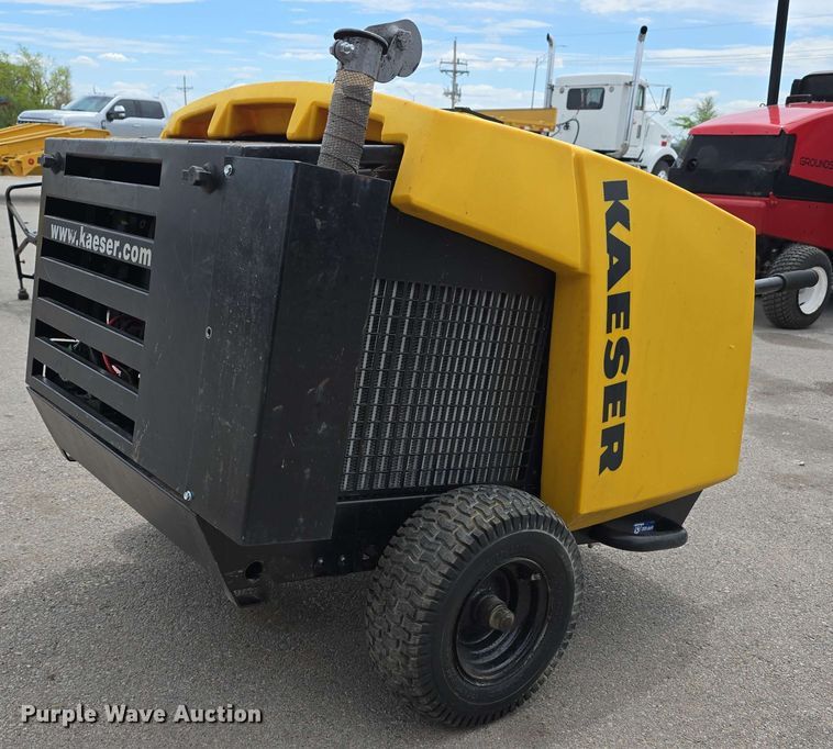 image for item EH8942 2021 Kaeser M17A Mobilair air compressor