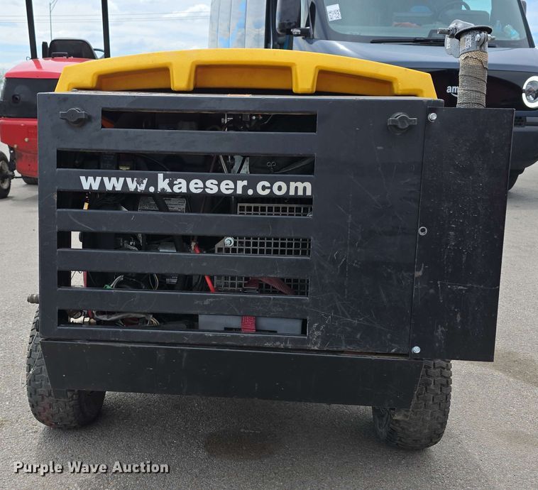 image for item EH8942 2021 Kaeser M17A Mobilair air compressor