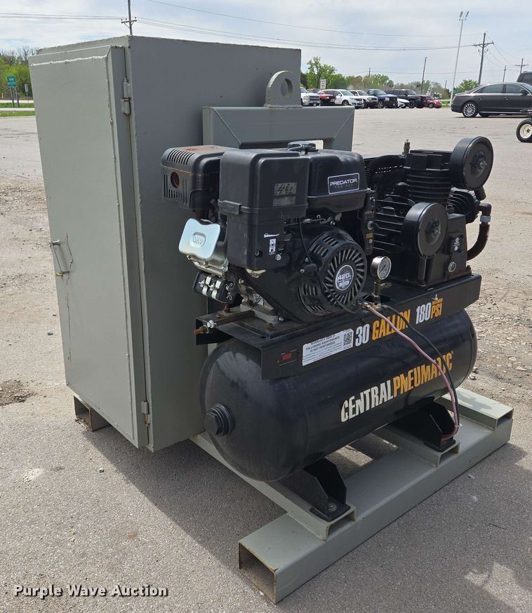 image for item EH8946 Central Pneumatic air compressor