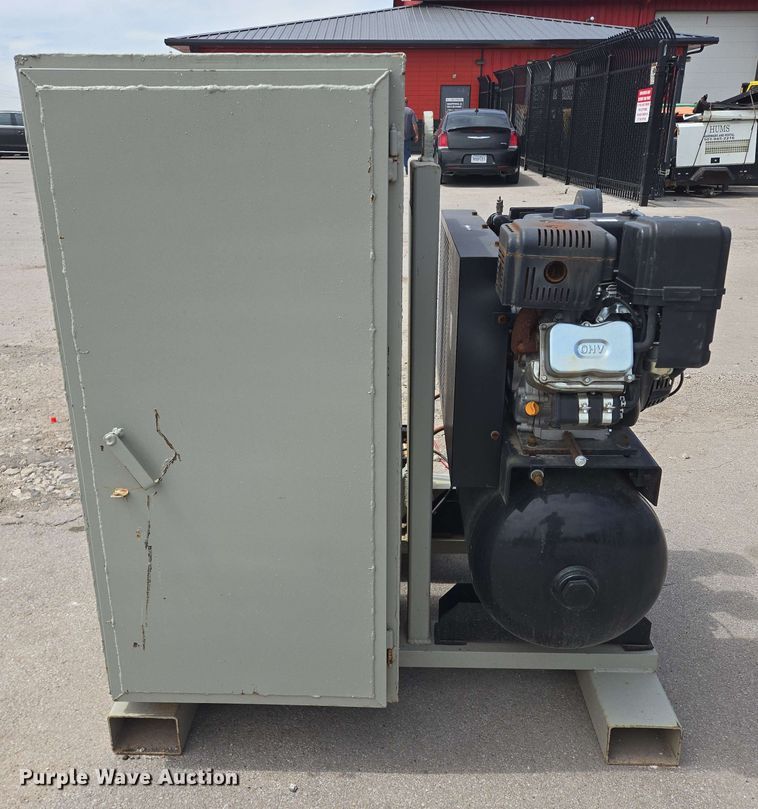 image for item EH8946 Central Pneumatic air compressor