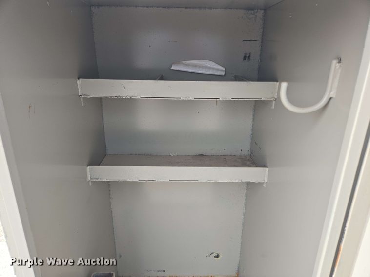 image for item EH8946 Central Pneumatic air compressor