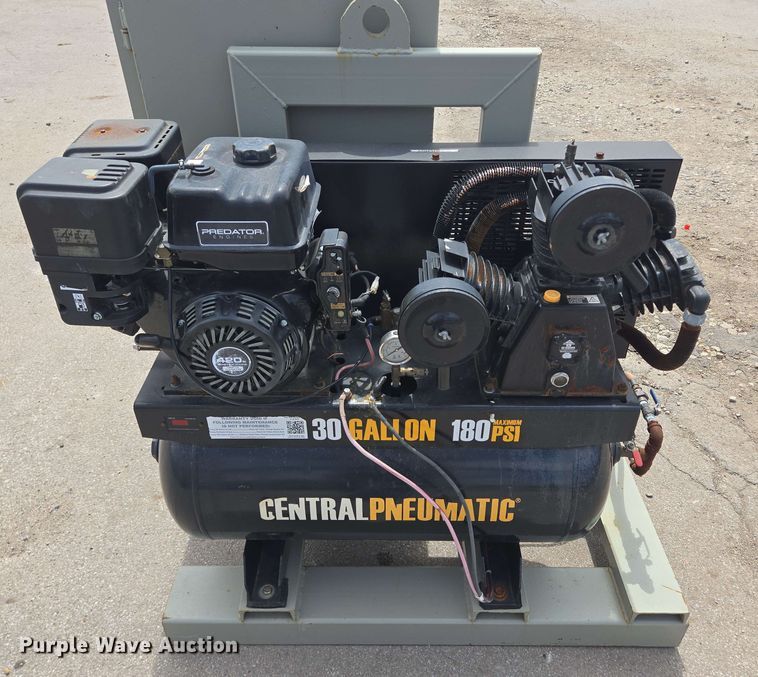 image for item EH8946 Central Pneumatic air compressor