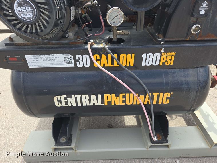 image for item EH8946 Central Pneumatic air compressor