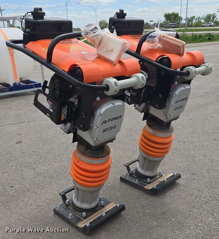 image for item EH8953 (2) JQ-Power JQ120-0 plate compactor