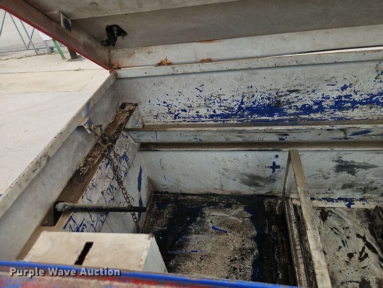 image for item EI8988 1998 Kenworth T300 utility / service truck