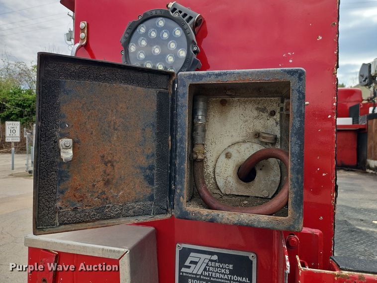 image for item EI8988 1998 Kenworth T300 utility / service truck