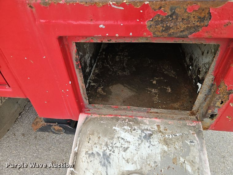 image for item EI8988 1998 Kenworth T300 utility / service truck