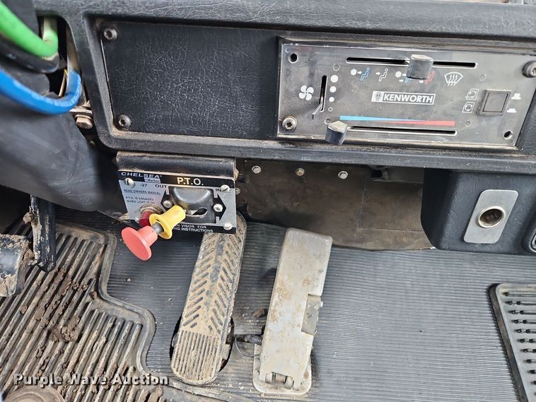 image for item EI8988 1998 Kenworth T300 utility / service truck