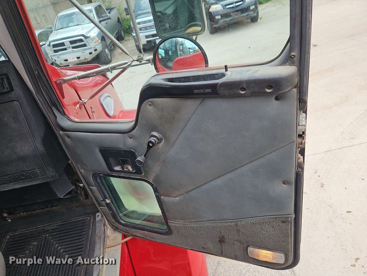 image for item EI8988 1998 Kenworth T300 utility / service truck