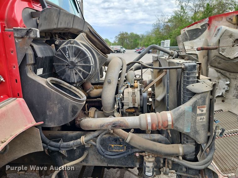 image for item EI8988 1998 Kenworth T300 utility / service truck