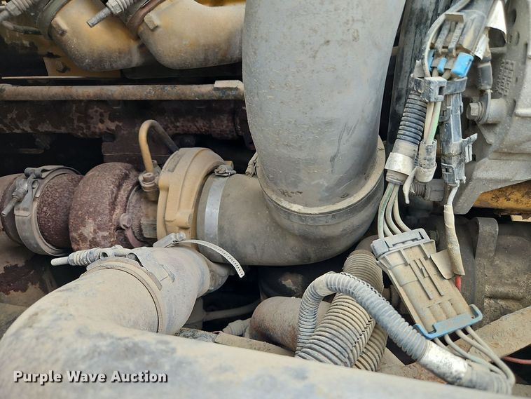 image for item EI8988 1998 Kenworth T300 utility / service truck