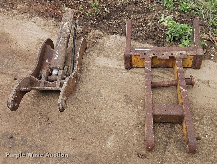 image for item EI8989 CP excavator thumb