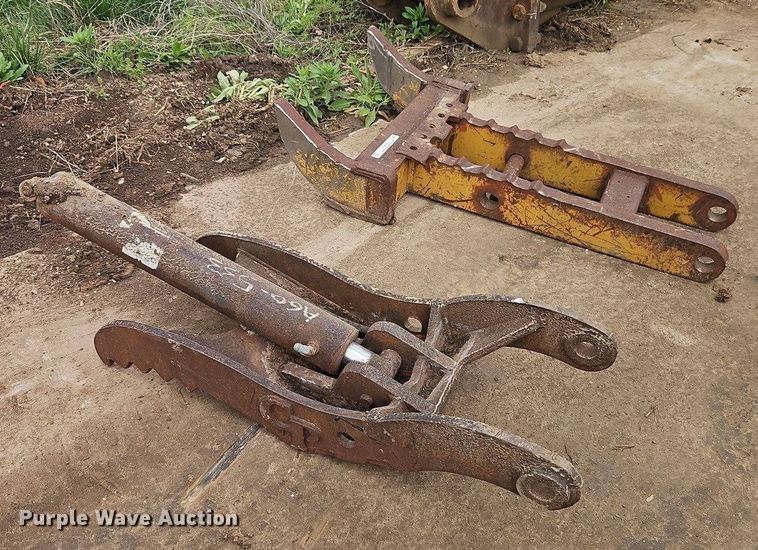 image for item EI8989 CP excavator thumb