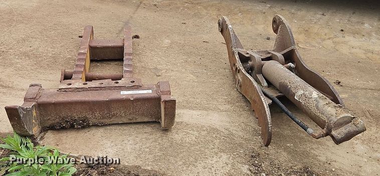 image for item EI8989 CP excavator thumb