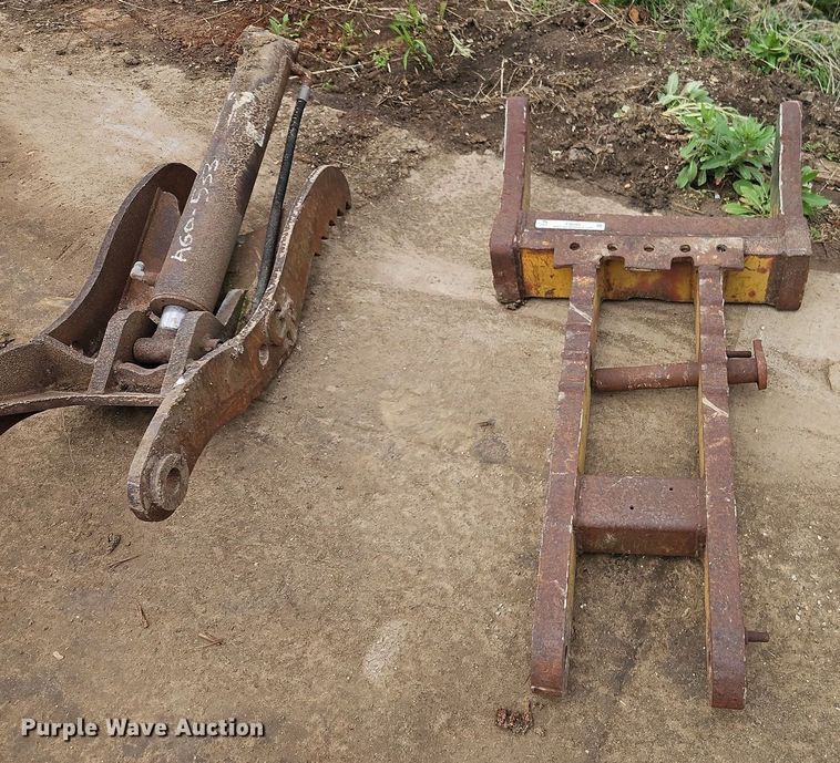 image for item EI8989 CP excavator thumb