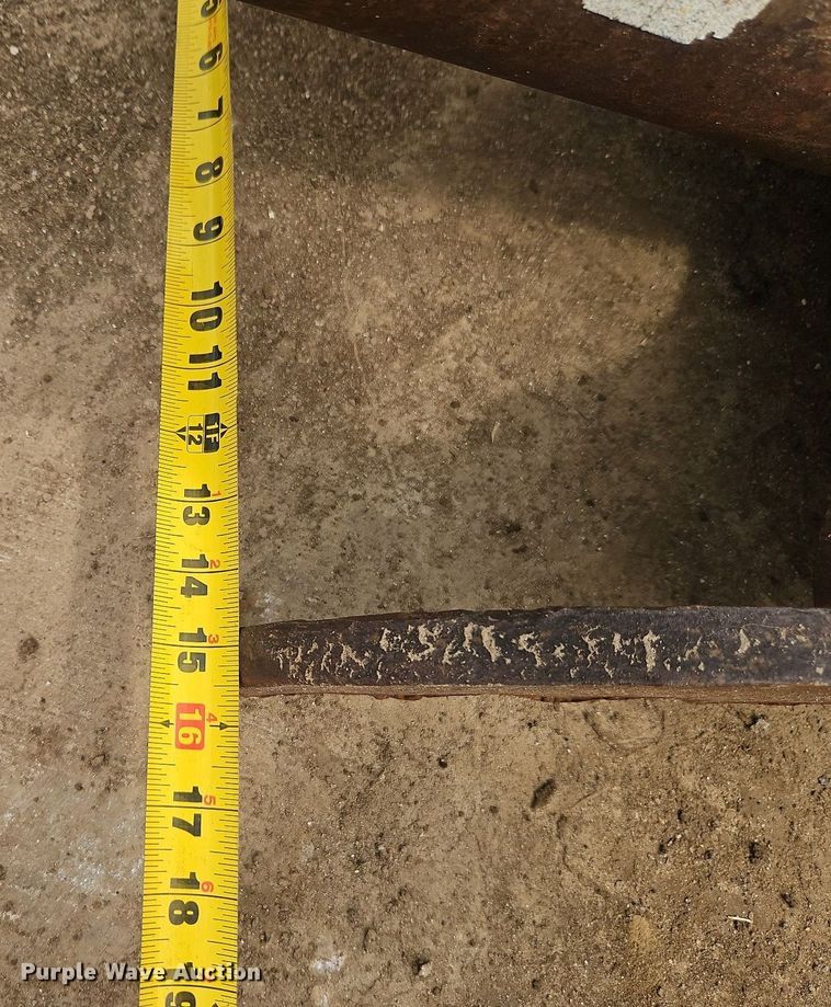 image for item EI8989 CP excavator thumb