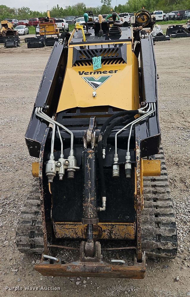 image for item EI8992 2019 Vermeer CTX100 compact utility loader