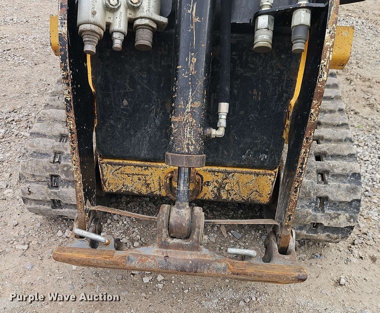 image for item EI8992 2019 Vermeer CTX100 compact utility loader