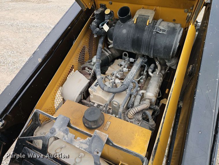 image for item EI8992 2019 Vermeer CTX100 compact utility loader