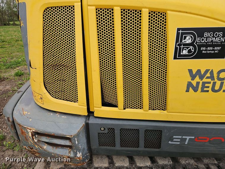 image for item EI8993 2015 Wacker Neuson ET90 mini excavator
